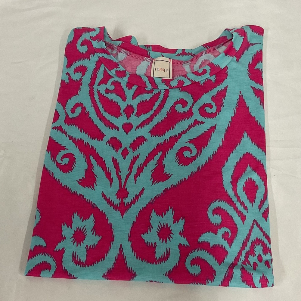 Woman’s Hershe Pink and Blue Top